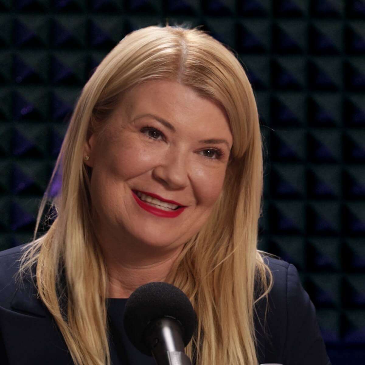 Most kell lakást venni,  vagy ez a legnagyobb hiba? Podcast Movik Gabriella Ingatlan Coach-csal